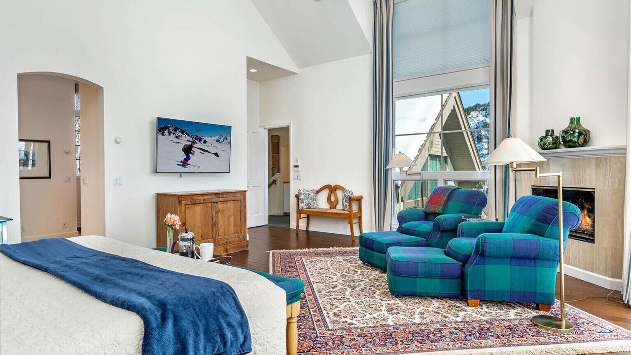 Photo of Bedroom in Avon