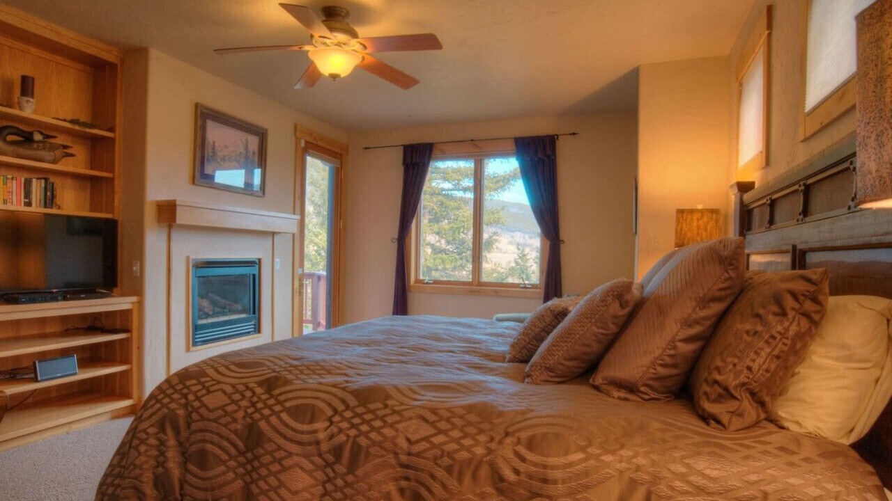 Photo of Livingroom in Keystone