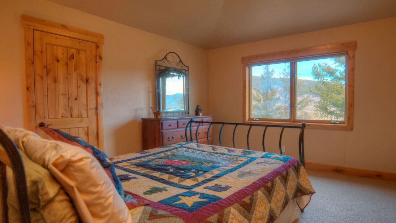 Photo of Others in Keystone