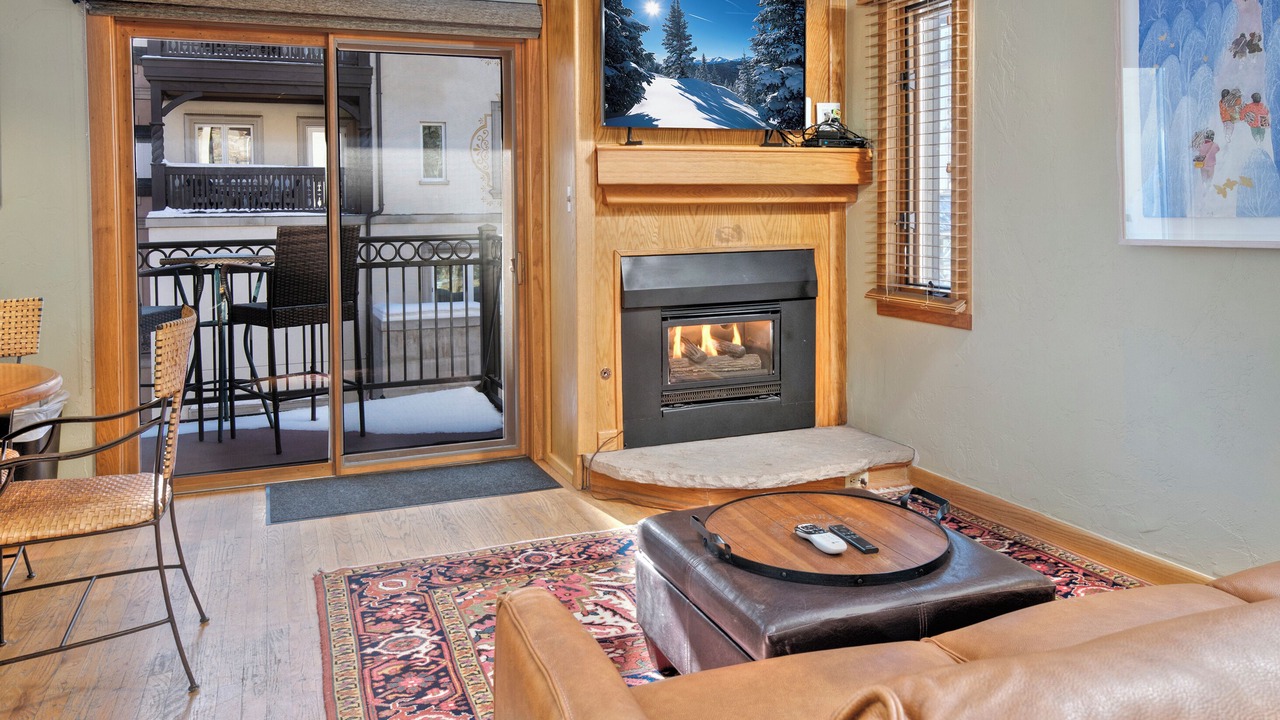 Photo of Livingroom in Vail