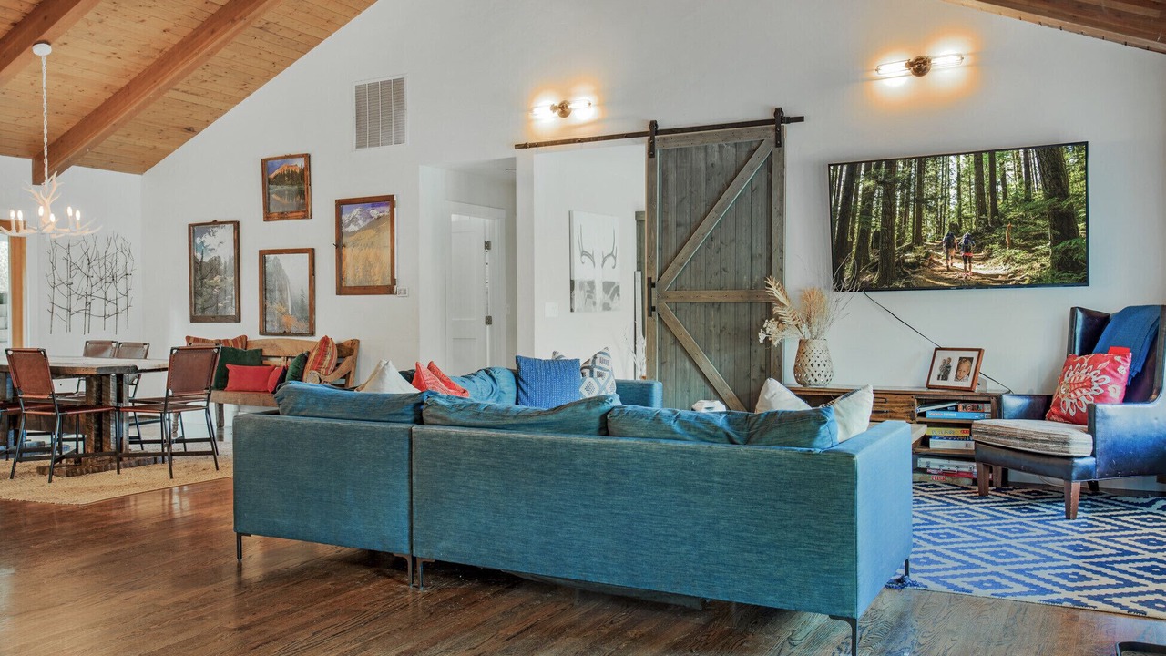 Photo of Livingroom in Eagle-Vail