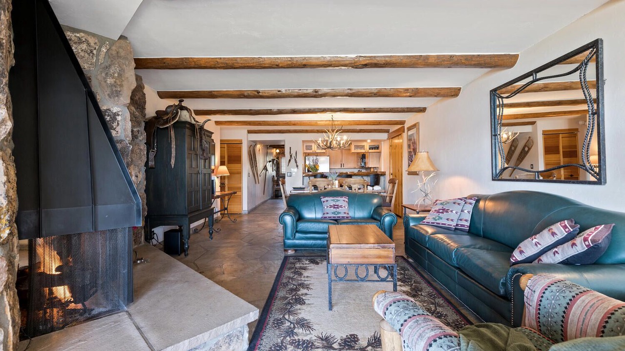 Photo of Livingroom in Dillon