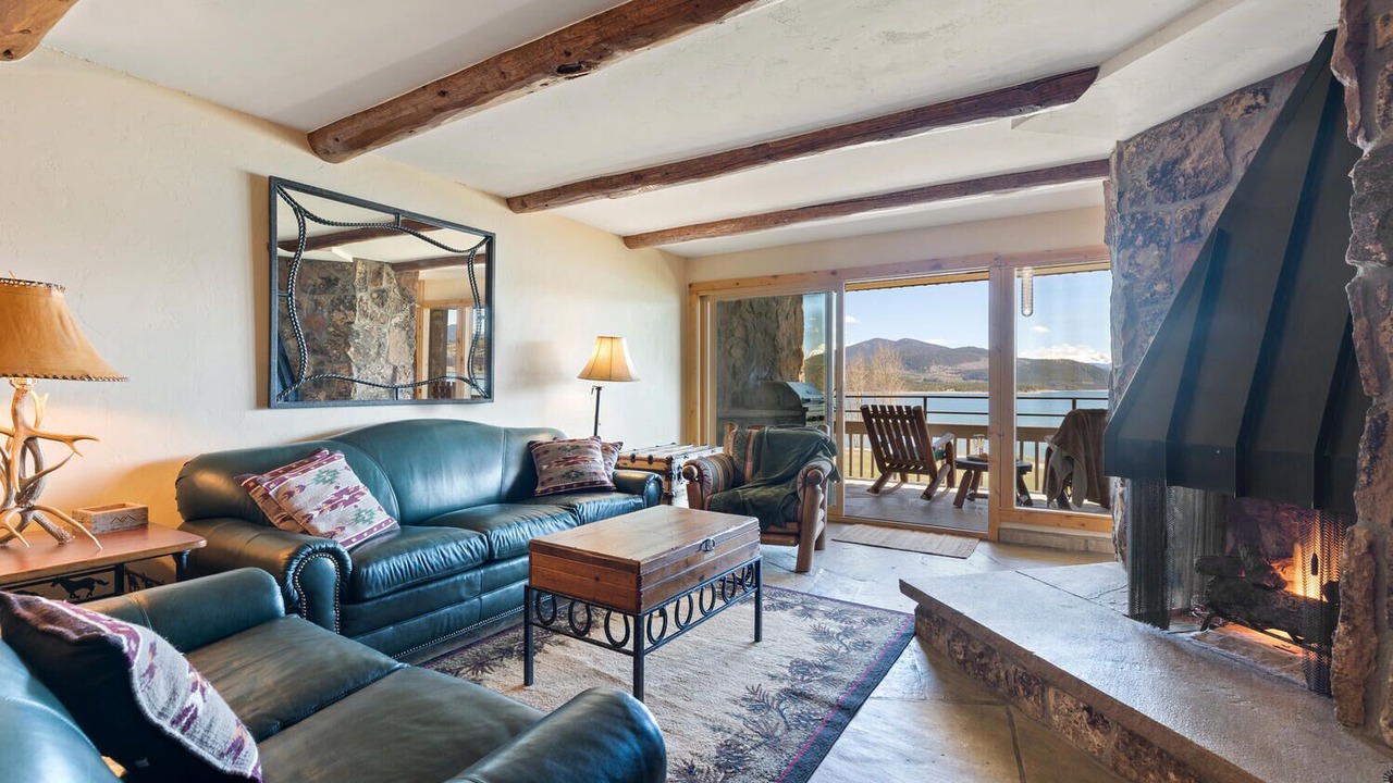 Photo of Livingroom in Dillon