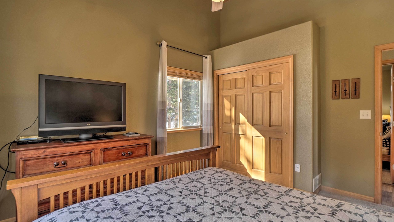 Photo of Bedroom in Valley of the Sun