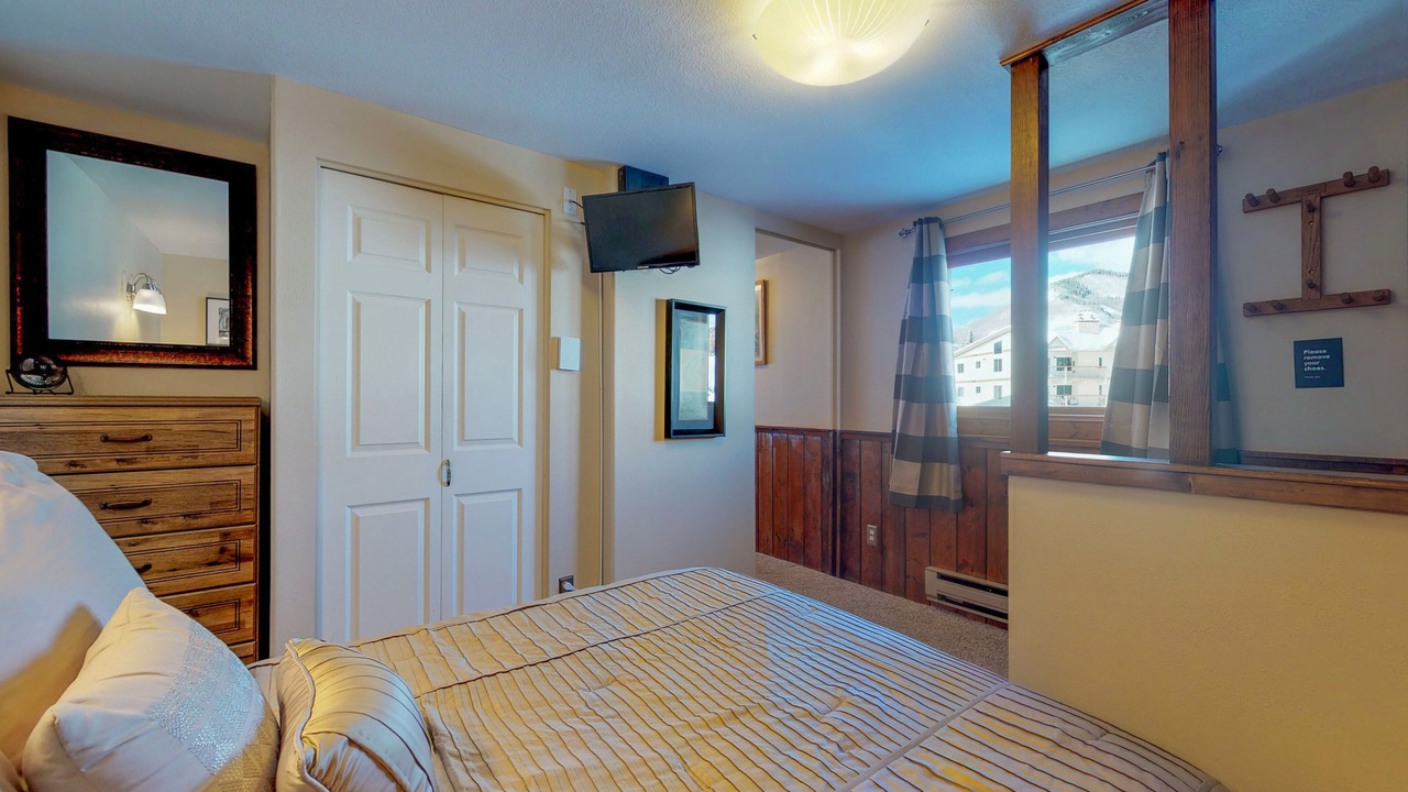 Photo of Bedroom in Crested Butte