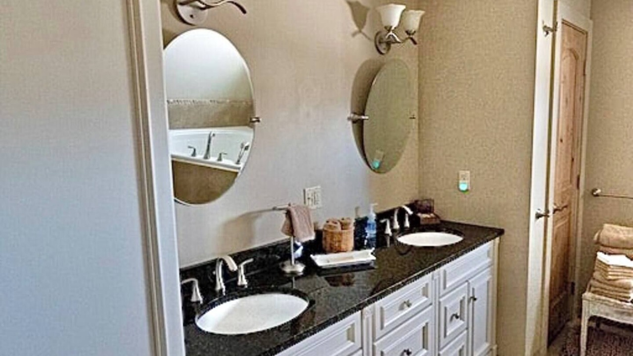 Photo of Bathroom in Westcliffe