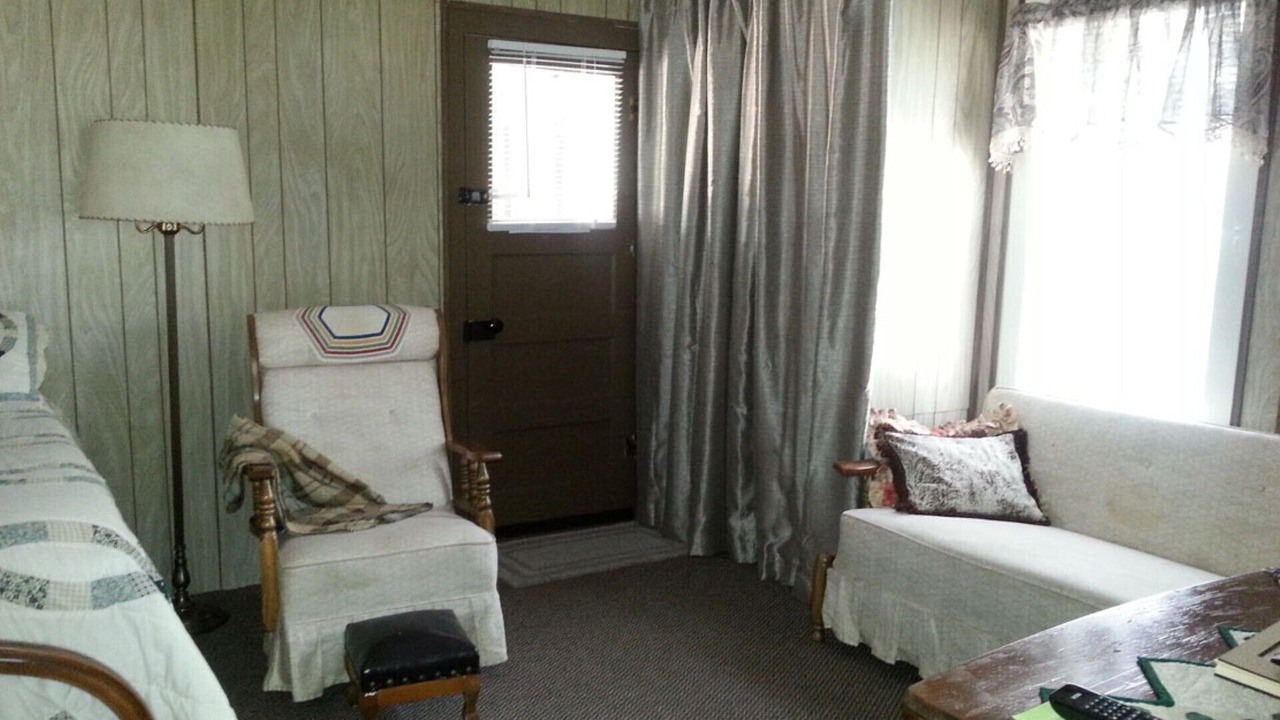Photo of Livingroom in Beulah