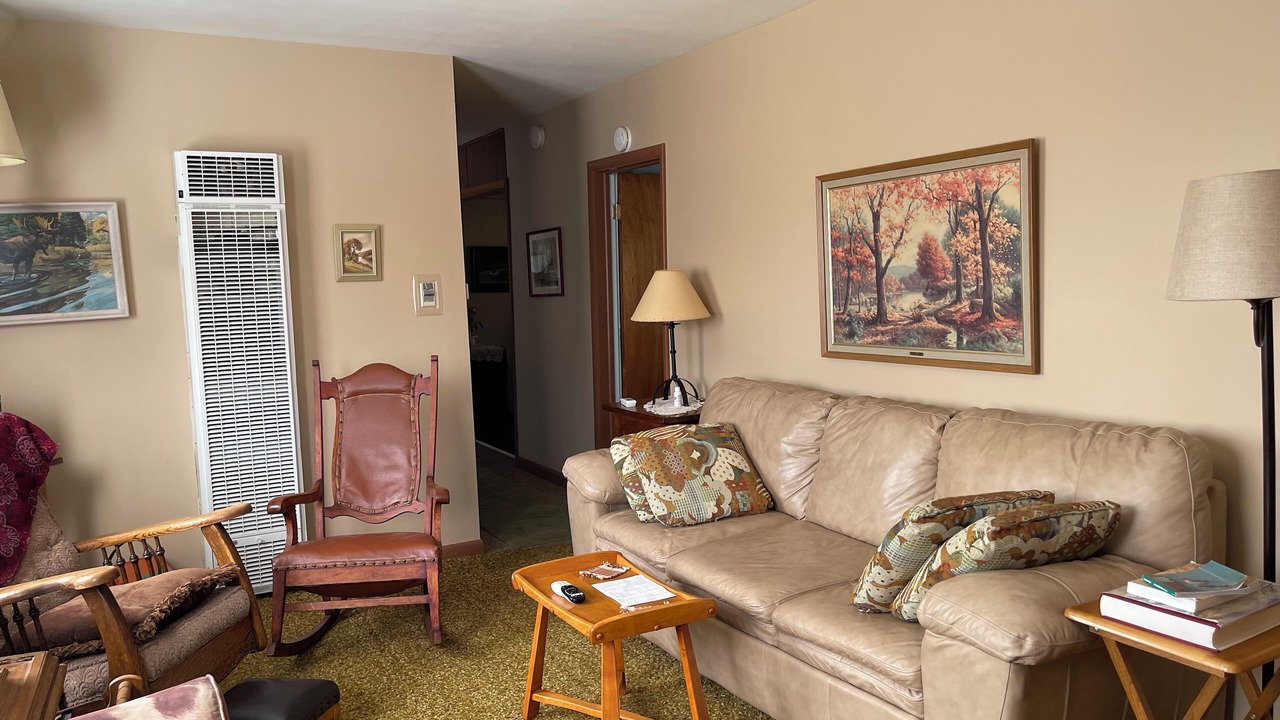 Photo of Livingroom in Beulah