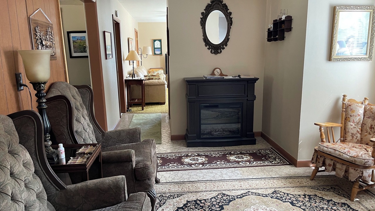 Photo of Livingroom in Beulah