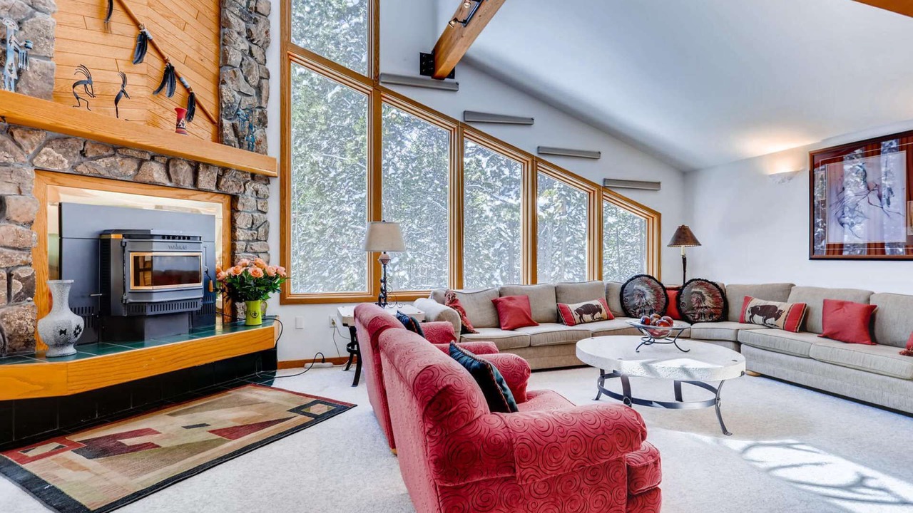 Photo of Bedroom in Breckenridge Heights