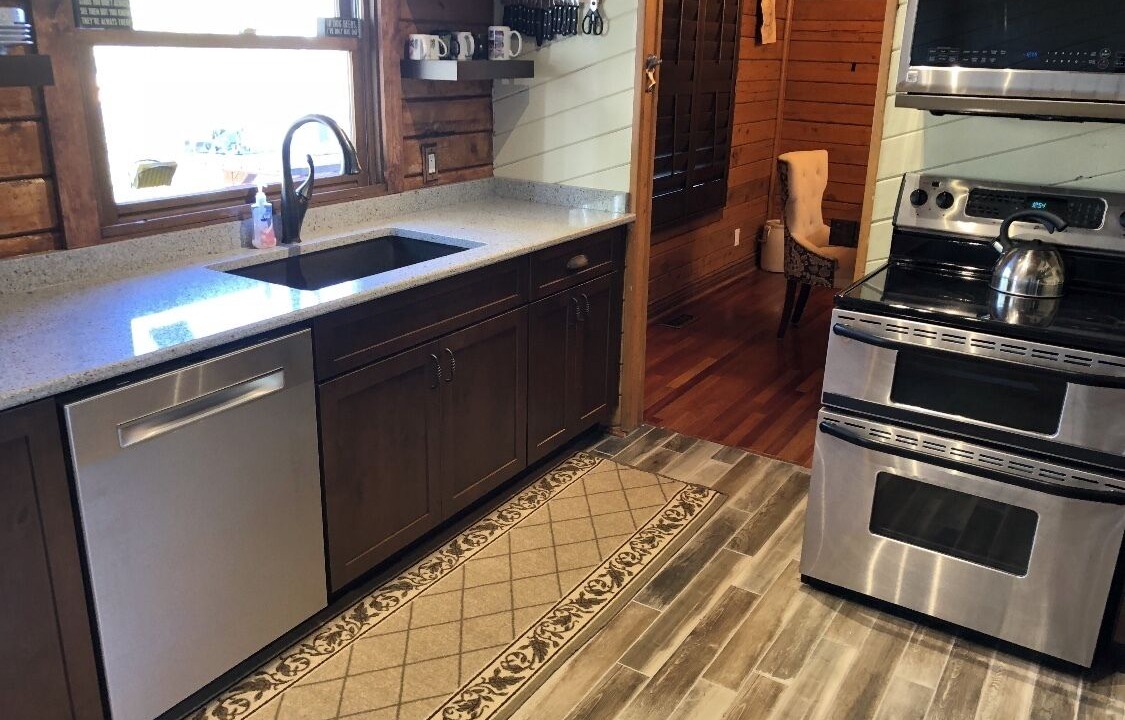 Photo of Kitchen in Hangen Ranch And M and B