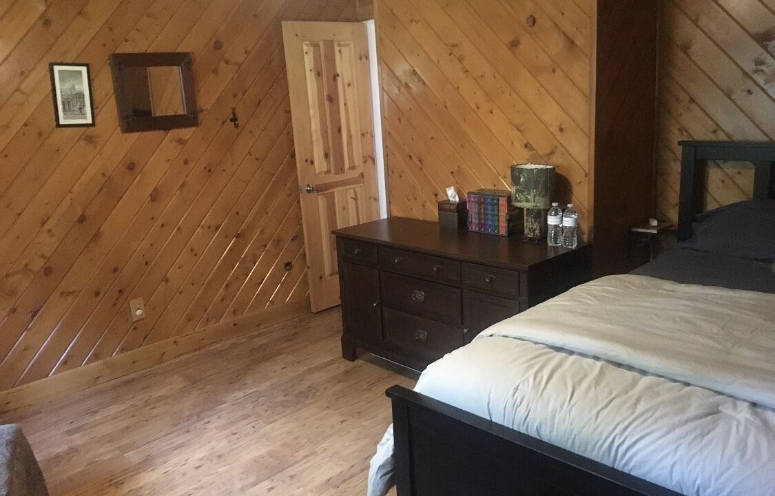 Photo of Bedroom in Hangen Ranch And M and B