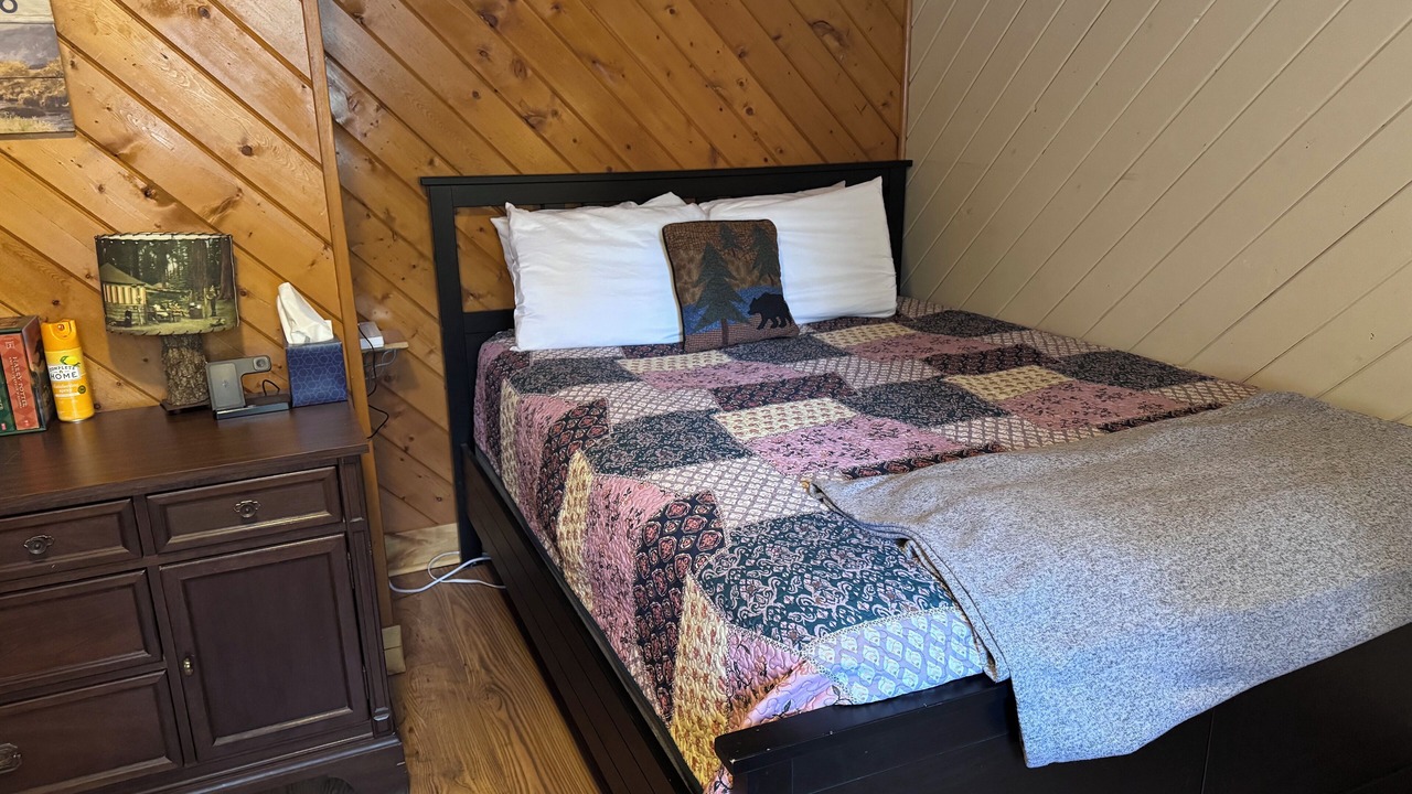 Photo of Bedroom in Hangen Ranch And M and B