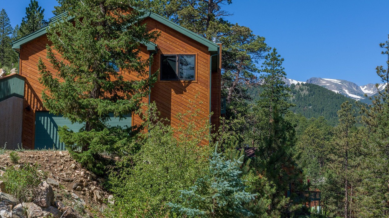 Photo of Outdoor in Aspen Brook