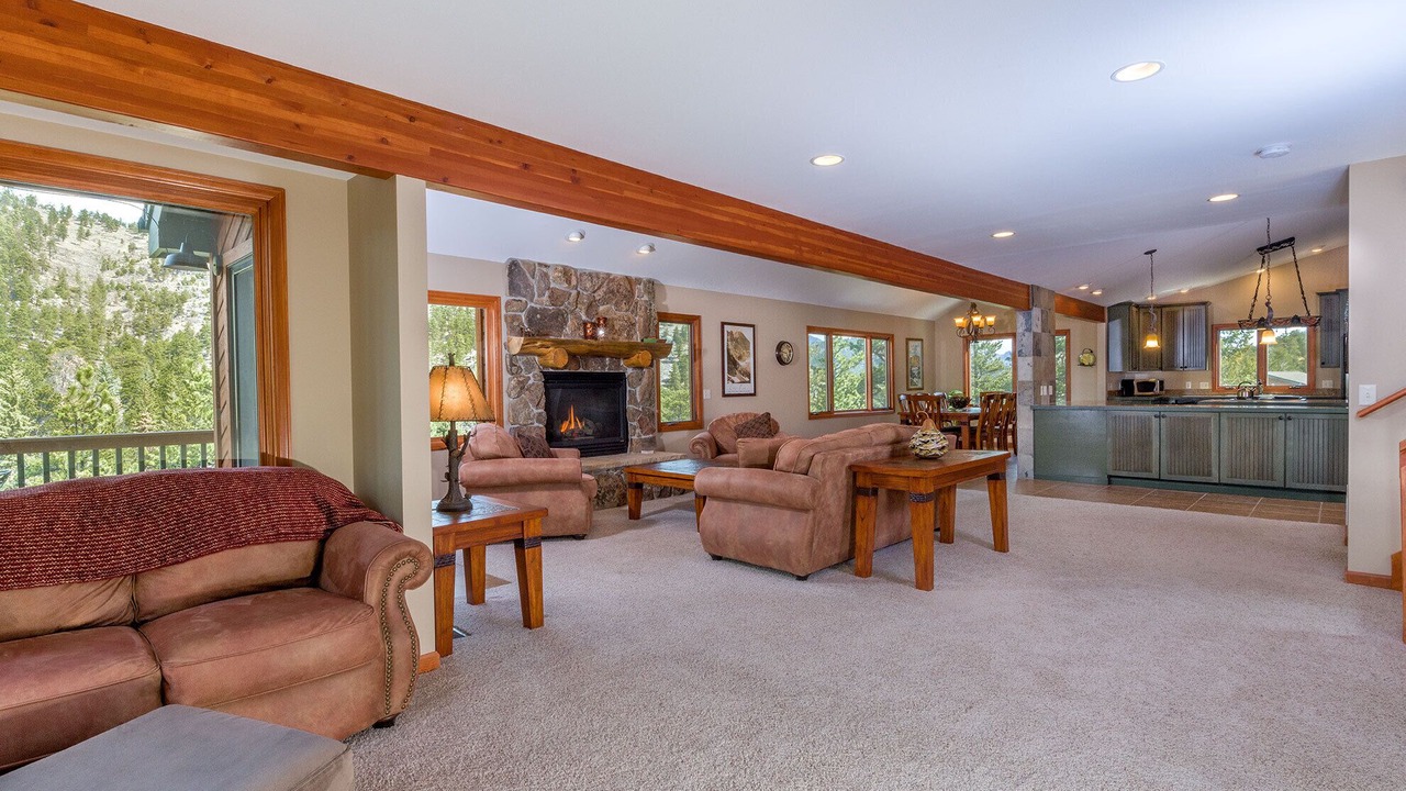 Photo of Livingroom in Aspen Brook