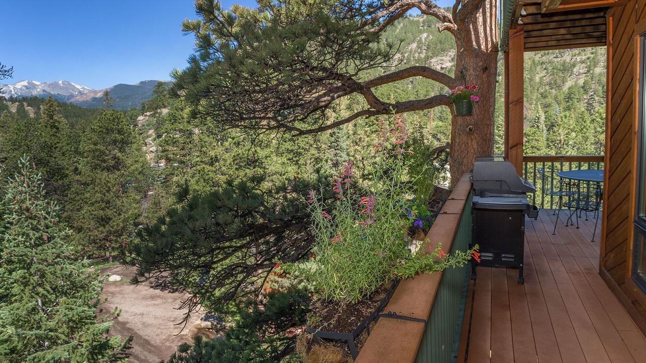Photo of Outdoor in Aspen Brook