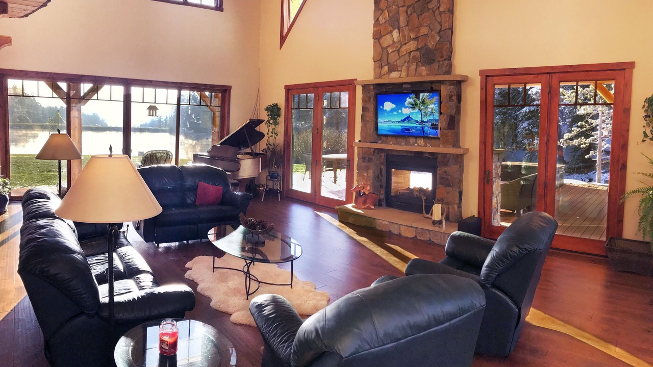 Photo of Livingroom in Green Valley
