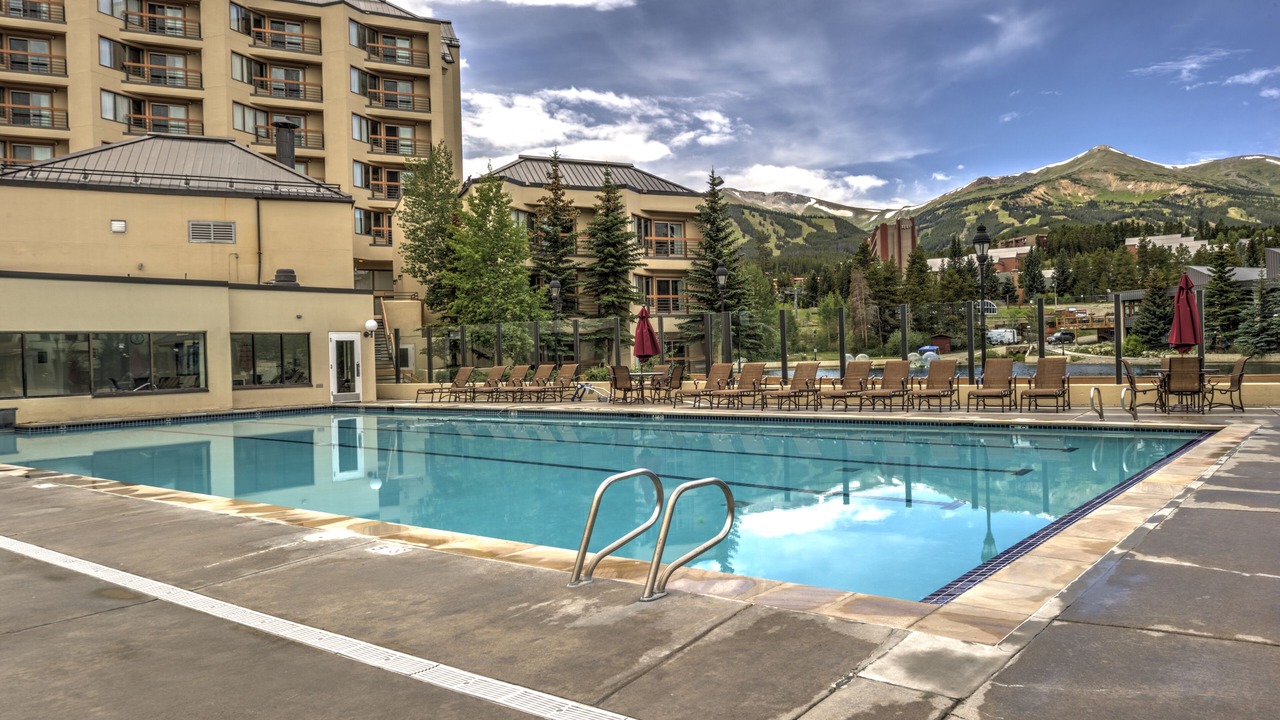 Photo of Outdoor in Peak 9
