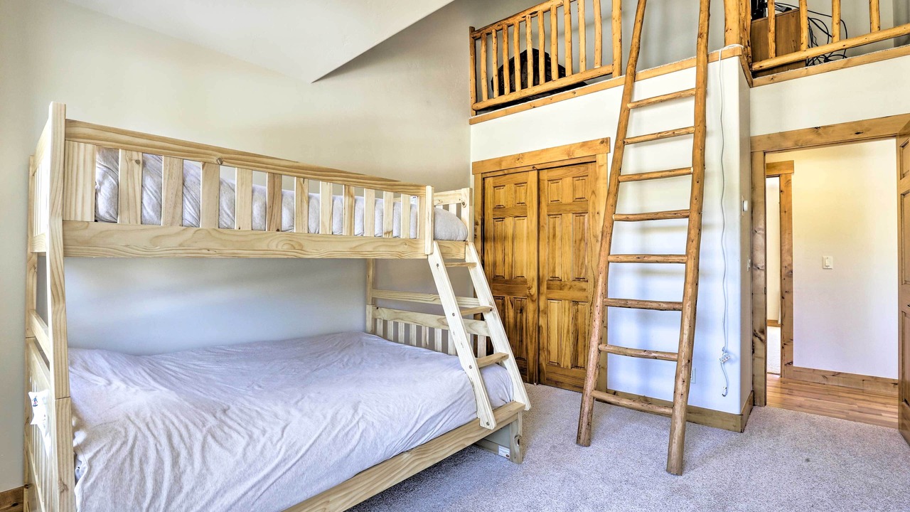 Photo of Bedroom in Leadville