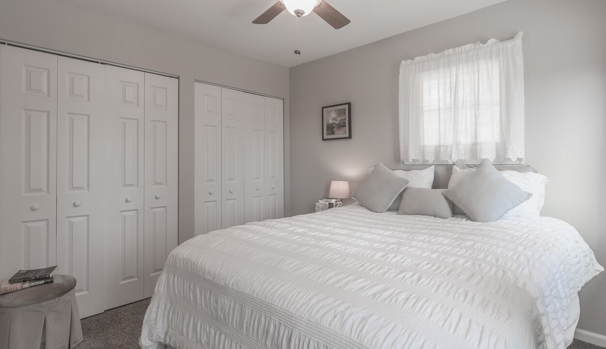 Photo of Bedroom in Cheyenne Canyon