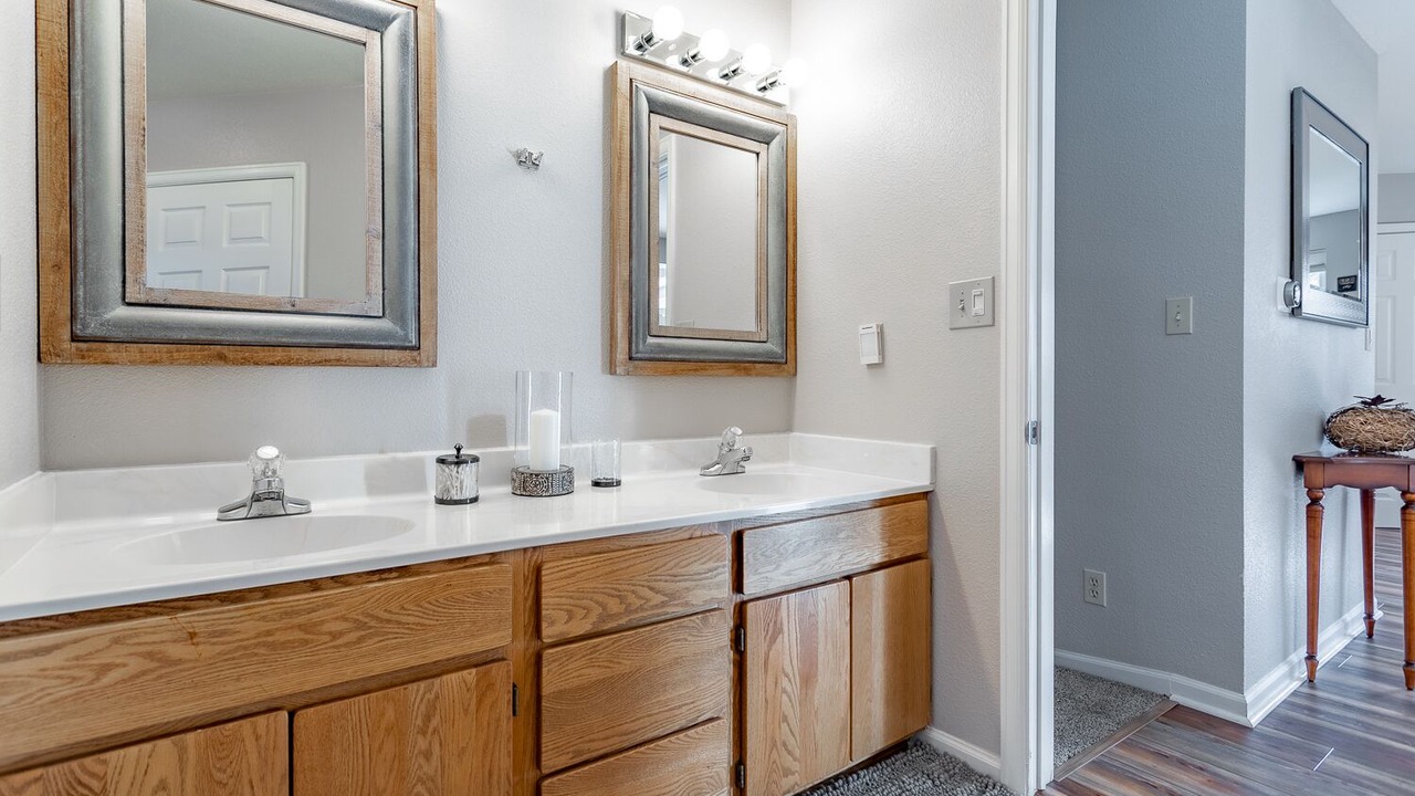 Photo of Bathroom in Cheyenne Canyon