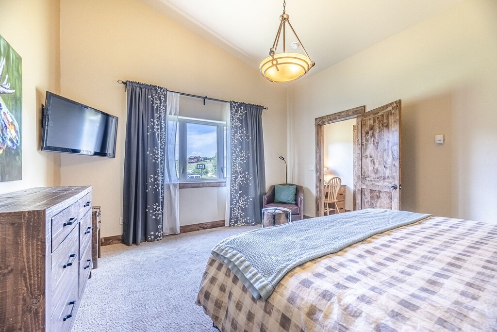 Photo of Bedroom in Tabernash