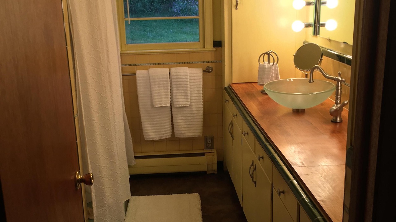 Photo of Bathroom in New Castle