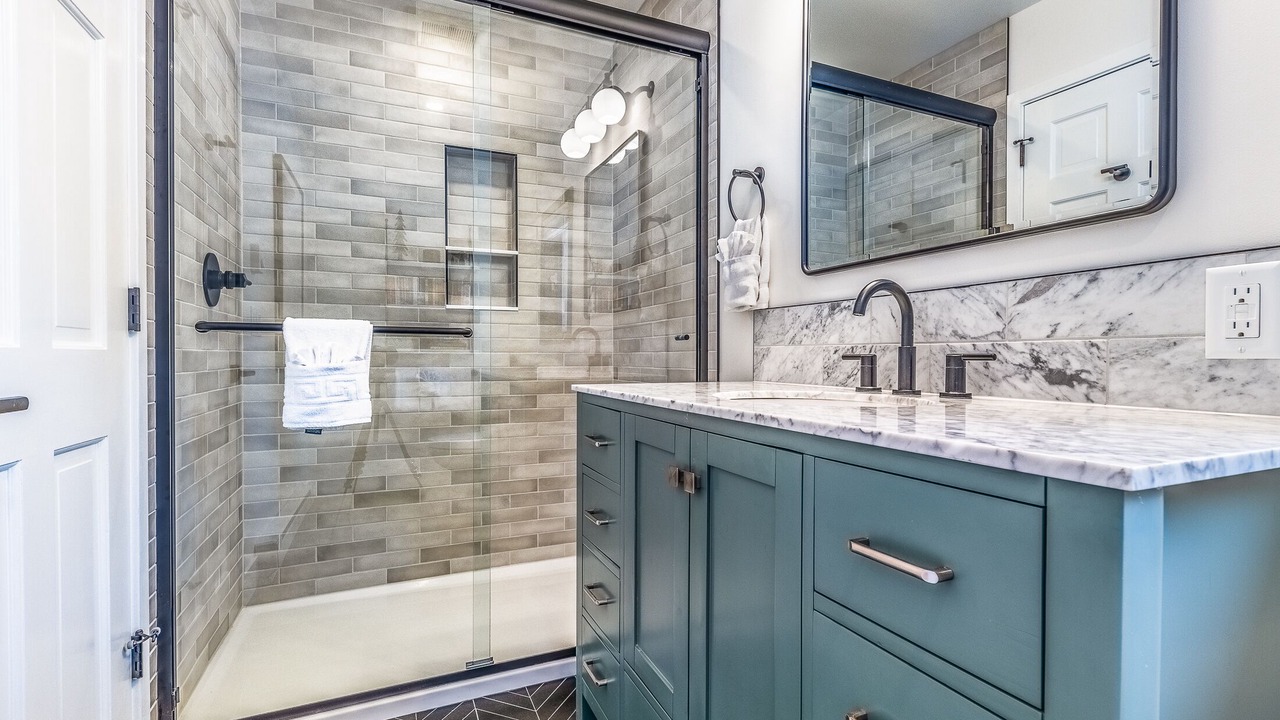 Photo of Bathroom in Fraser