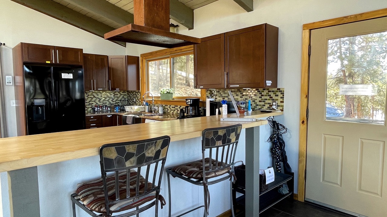 Photo of Kitchen in North Central Evergreen