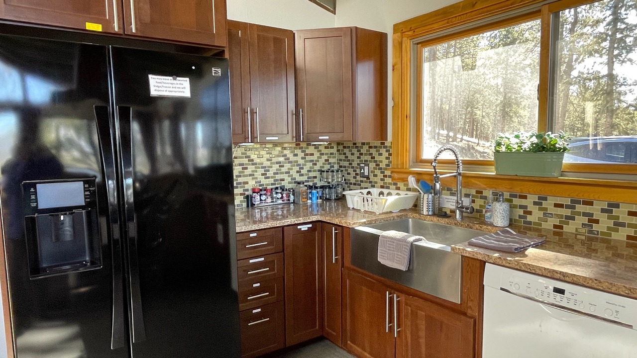 Photo of Kitchen in North Central Evergreen