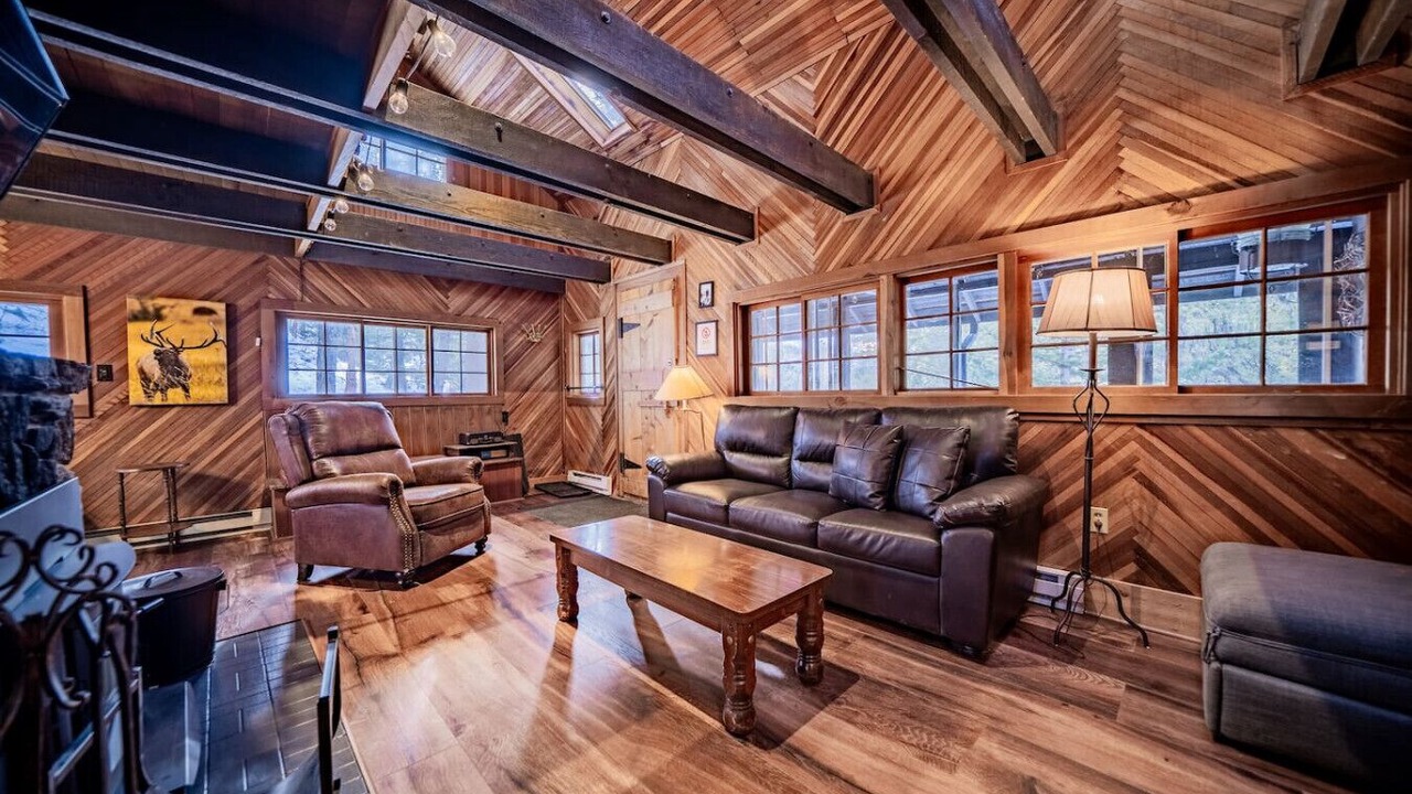 Photo of Livingroom in Aspen Brook