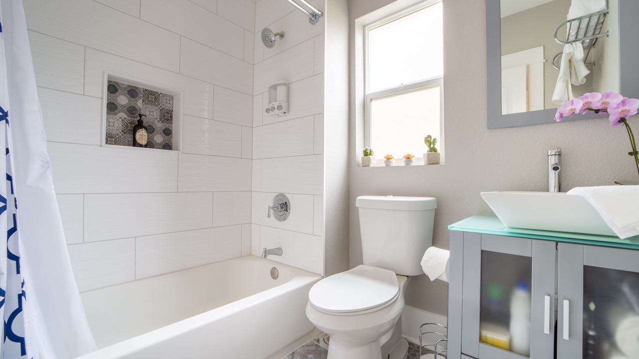 Photo of Bathroom in Cole
