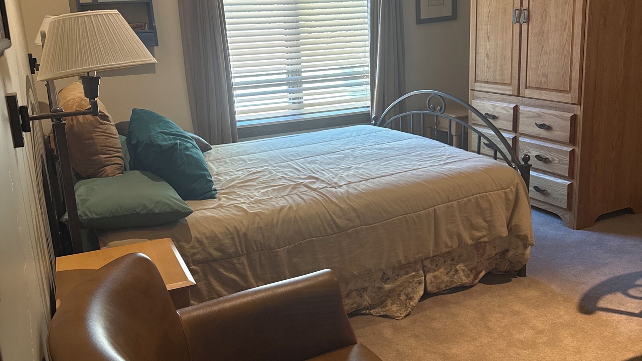 Photo of Bedroom in Edwards
