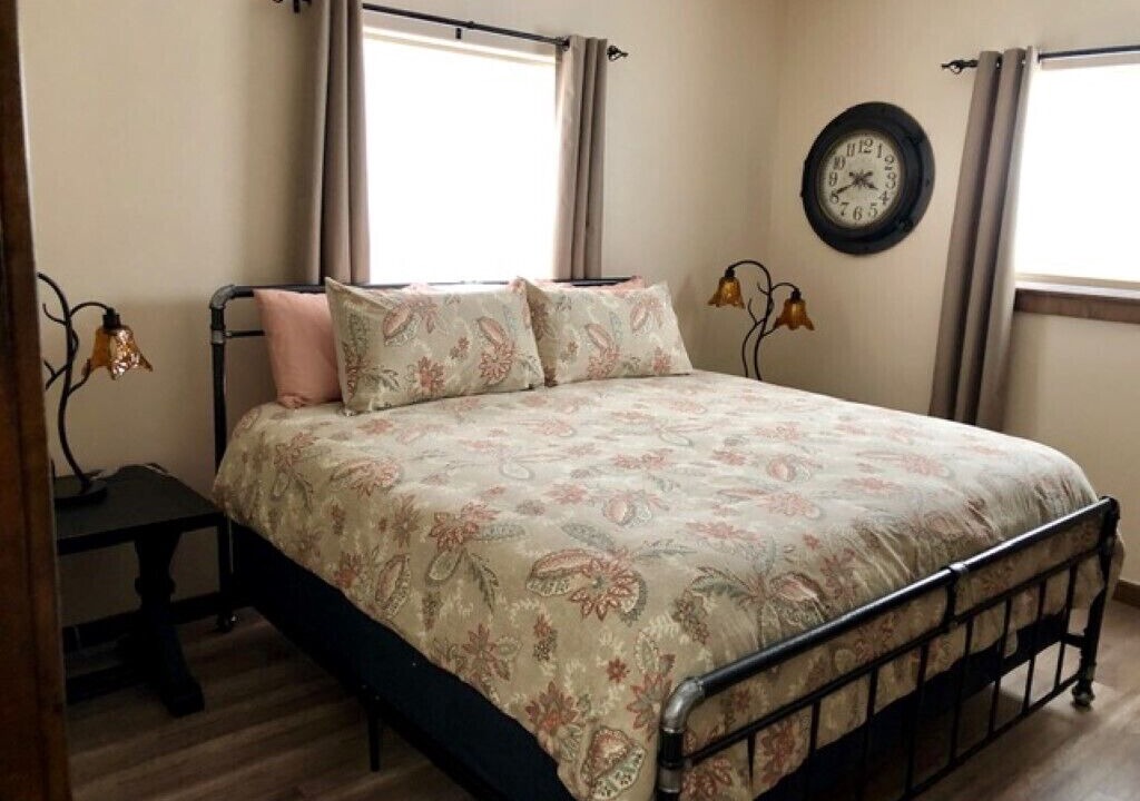 Photo of Bedroom in Silverton