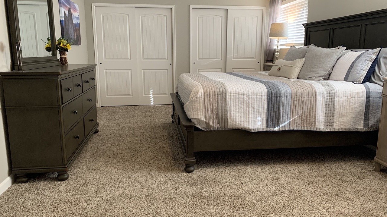Photo of Bedroom in Pleasant Valley