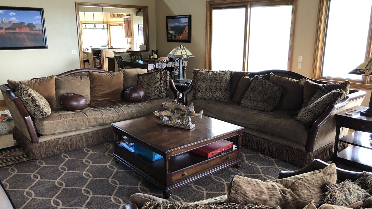 Photo of Livingroom in Southwest Colorado Springs