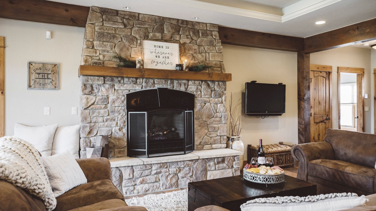 Photo of Livingroom in Grand Elk Ranch