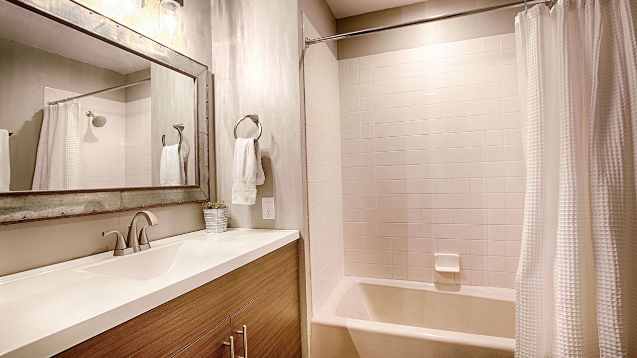 Photo of Bathroom in Silvercreek