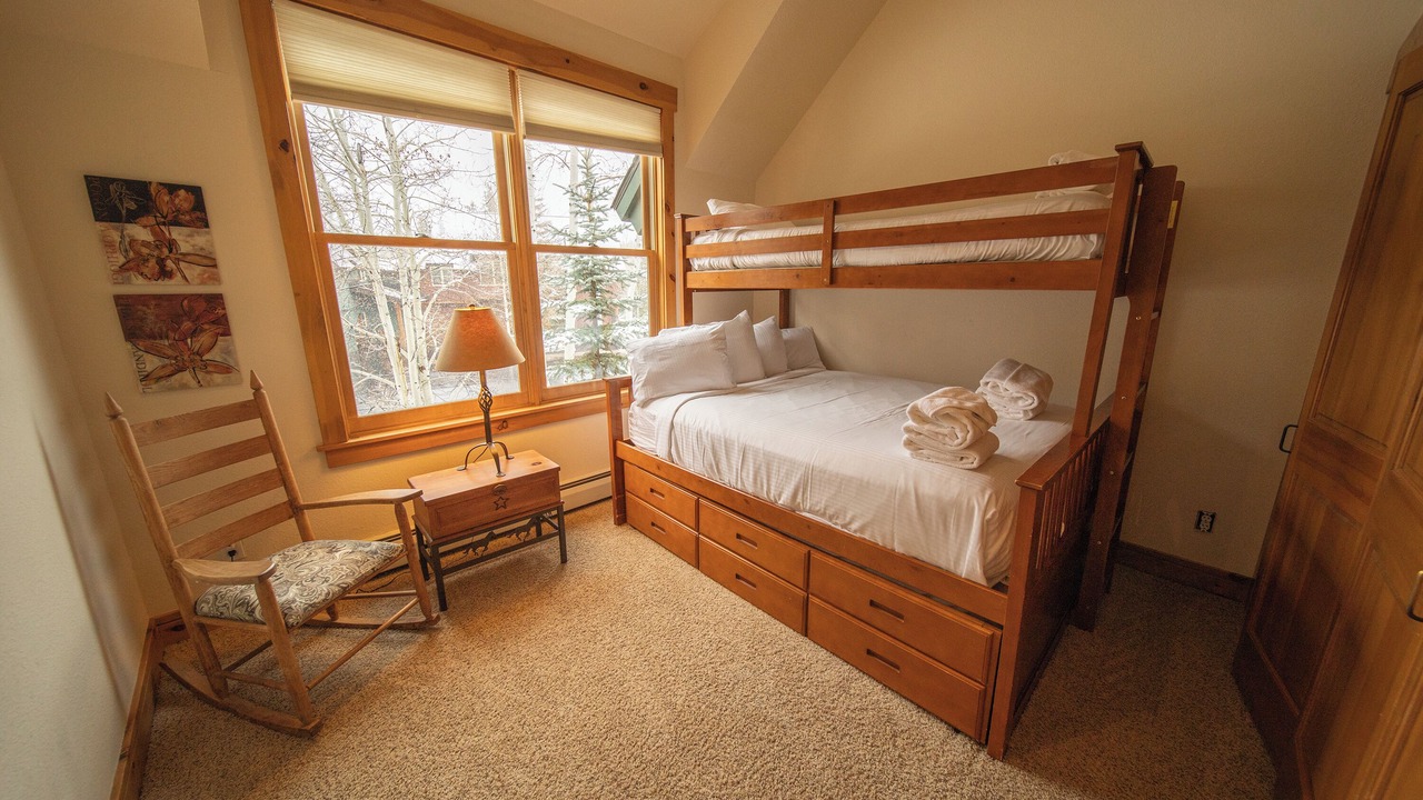Photo of Others in Keystone