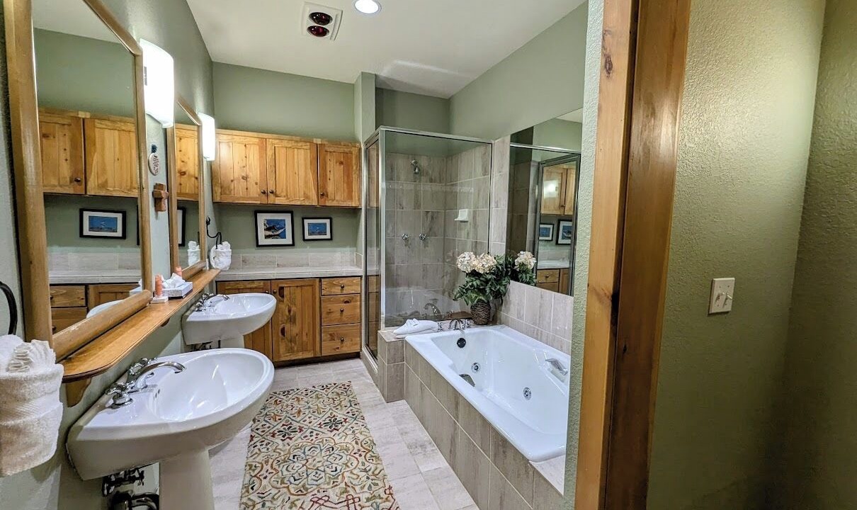 Photo of Bathroom in Keystone
