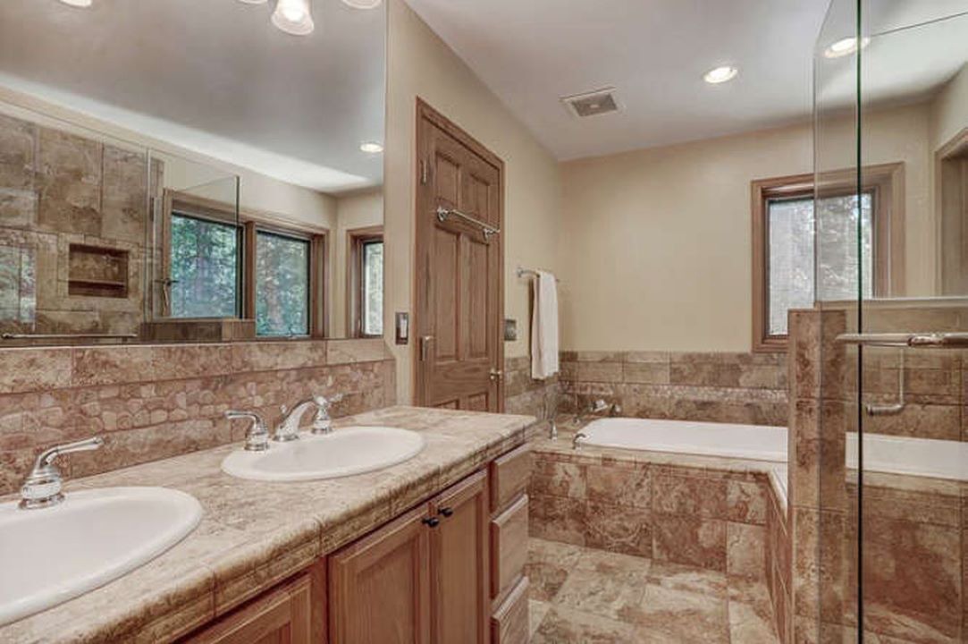 Photo of Bathroom in Blue River