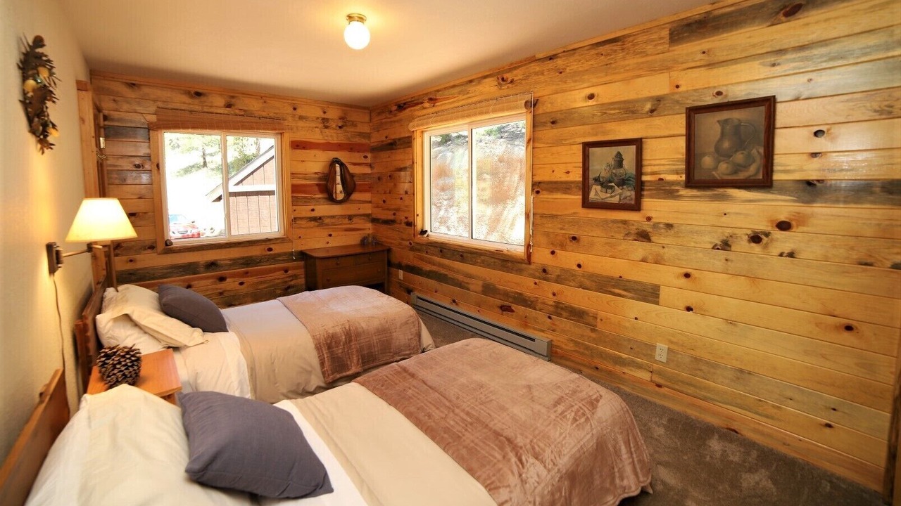 Photo of Bedroom in Rainbow Valley