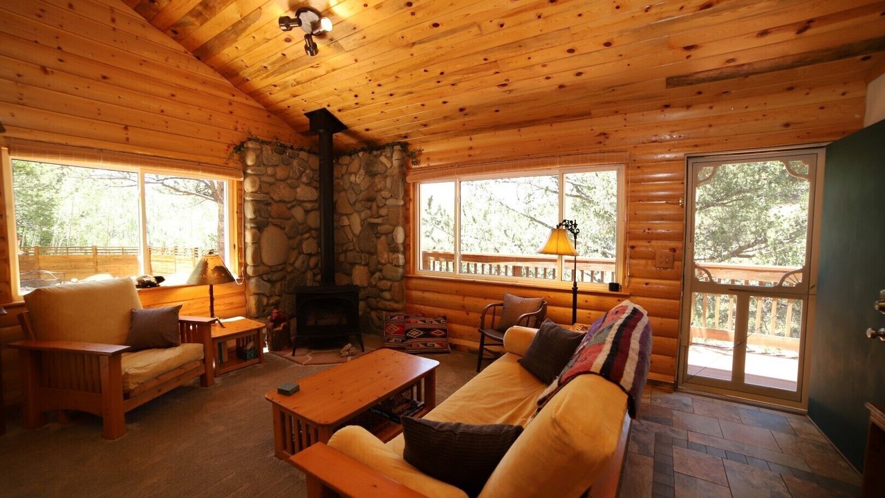 Photo of Livingroom in Rainbow Valley