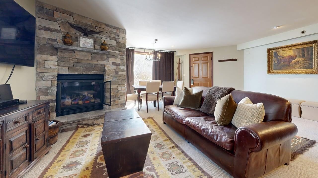 Photo of Livingroom in Snowmass Village