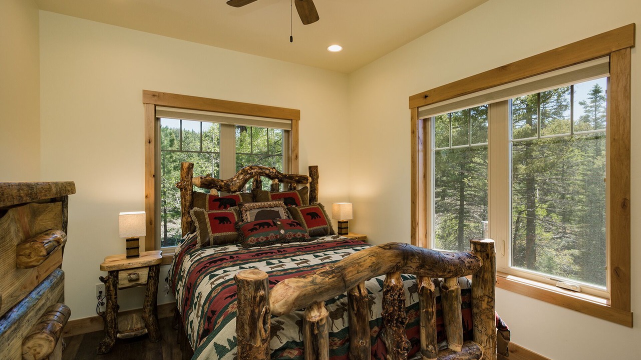 Photo of Bedroom in Columbine Lake