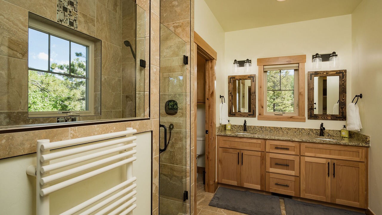 Photo of Bathroom in Columbine Lake
