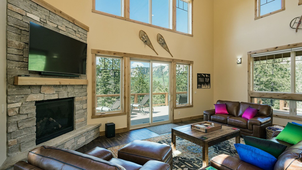Photo of Livingroom in Columbine Lake