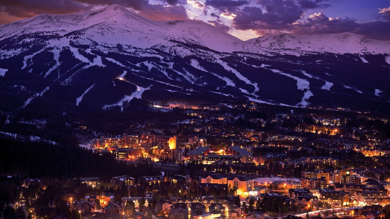 Photo of Outdoor in Peak 8