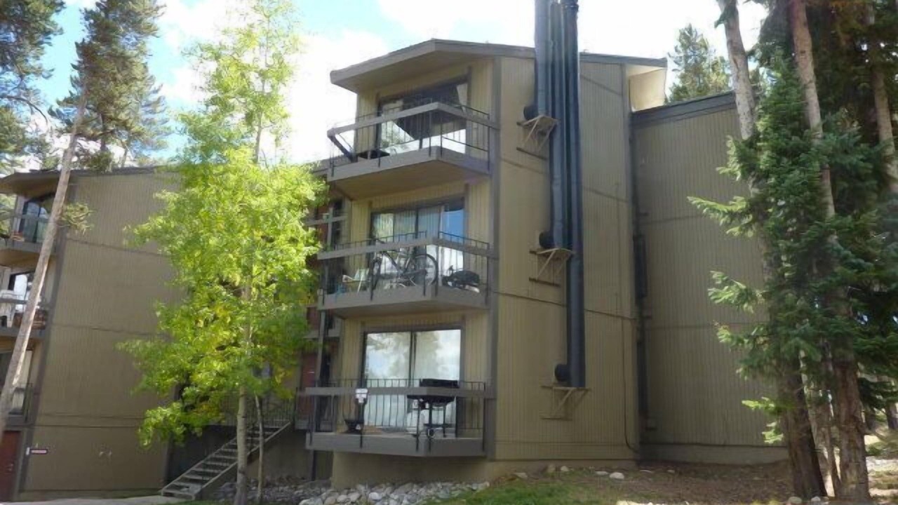 Photo of Outdoor in Peak 8
