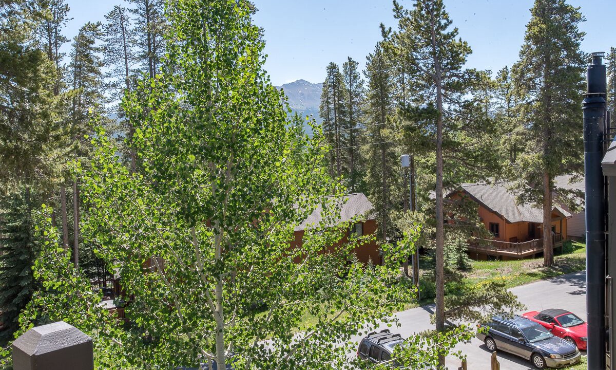 Photo of Outdoor in Peak 8